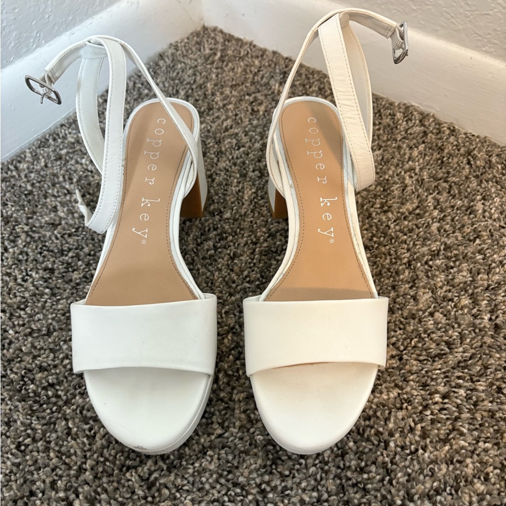 Copper Key Cream Women's Sandals